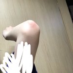 핑<b>꿈치</b> 갖고 싶어서 팔에 틴트 바름