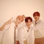 [더보이즈] ㅈㄱㄴ)약간 <b>찬희</b> 그 쫀떡궁합 색깔 비슷하게 보인당