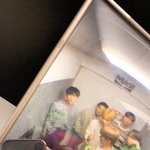 얘드라 여기서 <b>갈색</b> 머리 누구냐