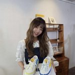 [댓글부탁해] 유댕이 인스타 업뎃 된 극<b>딜러</b> 커스텀 신발 존예다