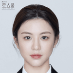 얼굴 작고 이목구비 뚜렷한데 청순한 사람