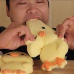 [19] 쓸모없는 생일선물 추천 좀