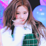 얘드라 김민주 진짜 너무 이쁘지 않냐....