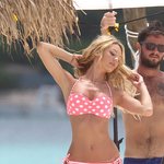 <b>이런몸매</b>가 ㄹㅇ 축복 아님?