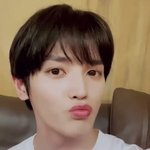 [NCT즌] 태용이 <b>AR</b>포카 애교 엄청 부렸네