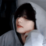[댓글부탁해] 얘들아 뷔 말이야.. 왜<b>이리</b> 잘생겼어..
