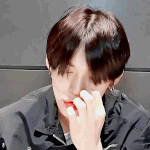 [모두드루와] <b>브이앱</b> 댓글창 보는 연준