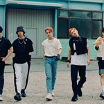 [스키즈] 그들이 <b>온다</b>..