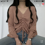 얘드라 이 옷은 안에 이너<b>뭔색</b>입어