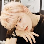 근데.. <b>차은우</b>