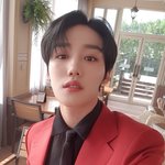 [골든차일드] 이장준 빨간 <b>수트</b> 박제