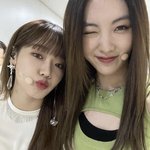 [모두드루와] 위키미키 유정이 <b>효정</b>이 사진인데 너무 해맑고 귀엽지...