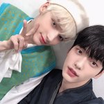 [TXT] 동양화와 <b>서양화</b>의 조합 같은