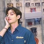 뷔 <b>오빠미</b>에 설레서 미침..