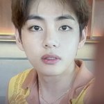 <b>김뷔</b>