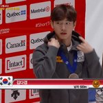 [댓글부탁해] ㅅㅂ 이 선수 개잘생김 미친 거 아니묘