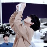 김태형 얼굴 <b>보자</b>