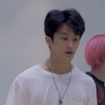 [NCT즌] 마크 <b>악세사리</b> 진짜 잘 안하는데