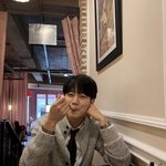 [드루와] <b>손절</b>한 애랑 노는 친구 보면 어떰?