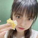 [댓글부탁해] 위키미키 <b>수연</b>이가 먹고 있는 거 뭘까 ?
