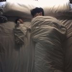 와 이대훈 아들이라는데 ㅈㄴ <b>한입</b>거리다