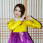 결혼<b>한복</b>으로  이거 어때요?