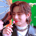 뷔 <b>사탕</b>먹는짤