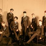 [에이티즈] 디지몬 <b>포즈</b> 이거 참고한거였구나