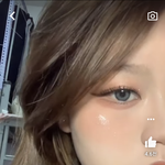 <b>이런</b> 색 섀도우나 <b>블러셔</b> 아는사람