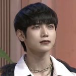 [에이티즈] 타팬 눈엔 피어싱 9개