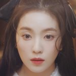 아이린은 <b>눈</b>이 진짜 ㅈㄴ 말이 안 된다