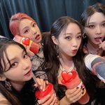 요즘 반박불가 잘나가는 라이징 여돌 2팀