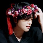 아이돌 <b>답지</b> 않은 짙은 분위기 in 남돌