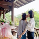 원래 중국은 그냥 친구랑 <b>입뽀뽀</b>도 해?