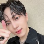 [펜타곤] 얘들아 나 이 <b>왕자</b> 너무 사랑하네…