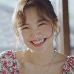 자기 <b>본진</b> 활짝 웃는 <b>사진</b>좀 주고가