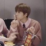 [NCT즌] 피해자 단톡에서 먹<b>금</b>짤 주움