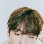 방탄 뷔 <b>아미</b> 얘기할 때 말 많아짐ㅎㅎㅎ