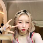 큐브에서 육아한게 보이는 <b>라잇썸</b> 멤버