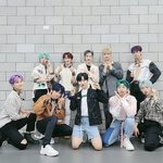 [엔터톡] 초코 아이스크림 주는 아이돌