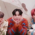 [에이티즈] <b>종호</b> 발 어디까지올라온거임? ㅋㅋㅋㅋ
