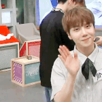 [펜타곤] 얘들아 8월도 어디가지<b>말고</b>