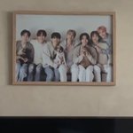 [NCT즌] 웨<b>이션</b> 숙소에 가족사진 걸어놓은거봐
