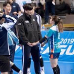 생일선물 추반 만원 <b>이체</b> vs 카톡 선물하기