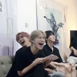 [NCT즌] 이툥 <b>에이셉</b>출때 애들 표정 둘은 빵터졌는데 찐친 도영이...