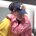 방탄 <b>뷔</b> 놀랍게도