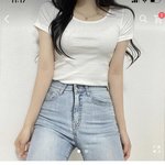 반팔 둘중에 뭐살까 <b>무난</b>한거임 골라줘