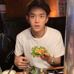 [NCT즌] 아 얘네 둘 <b>재질</b> 비슷하네