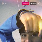 [NCT즌] 이마크 또 <b>팔찌</b> 자랑하는중ㅋㅋㅋㅋ