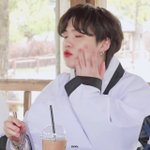 [군대] 복숭아가 <b>훈장</b>해도 되는거야?